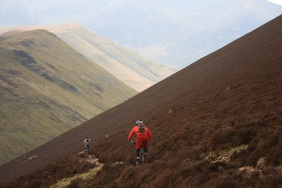 Mountain bikers descending a ridge in the steep hills of the English Lake District. Source: Mick Garratt via Wikimedia Commons.